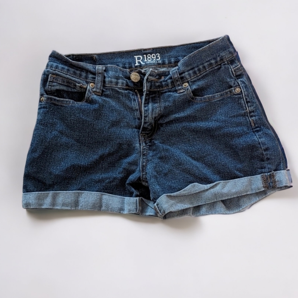 R1983 shorts